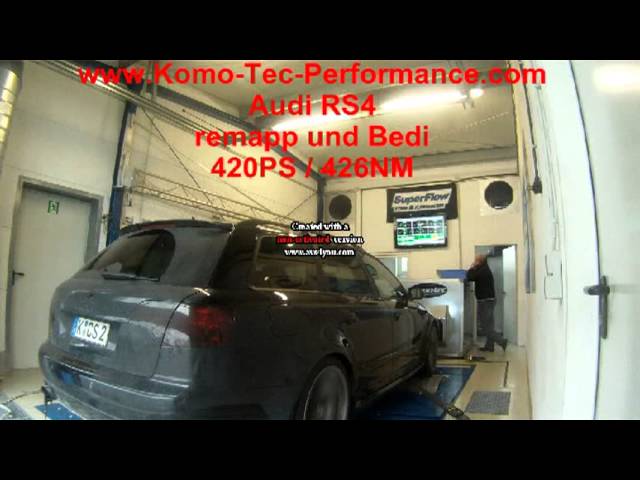 Audi RS4 black bei Komo-Tec