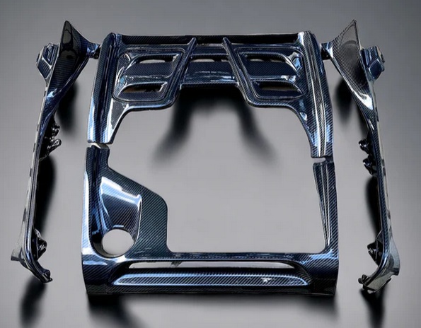 Carbon Motorraumabdeckung Emira V6